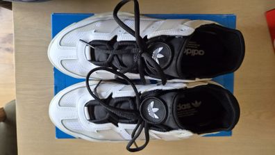 adidas Trainer