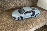 Audi R8 1:18 diecast metal car