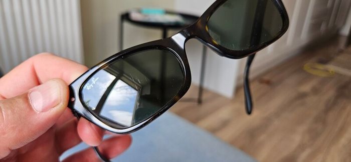 Ray Ban