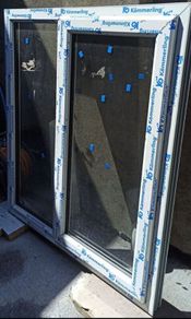 Brand new agate grey (outside) white (insid