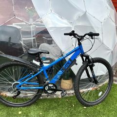 27"bike in very good condition low use