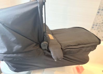 Mountain Buggy carrycot
