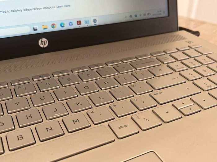 HP laptop Intel I5-Windows 11-8GB-SSD 500 read more. .