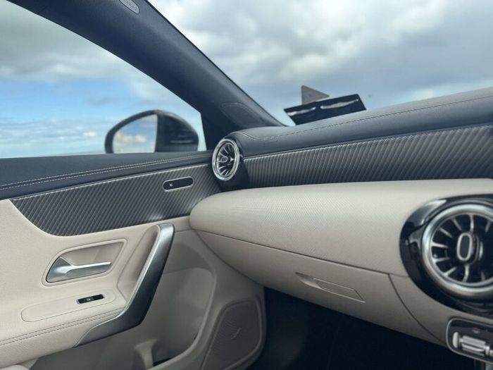 2024 Mercedes-Benz CLA 250e Plug-in Hybrid