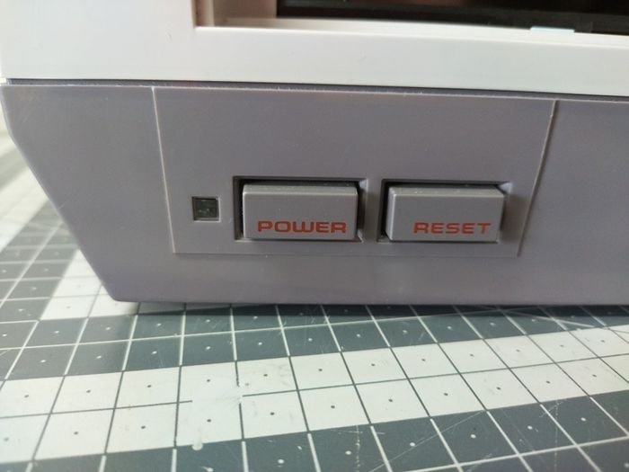 Nintendo NES (Not working)