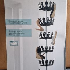 shoe carousel