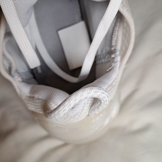 nike air max 2090 size 6 eu 39 white in excellent condition