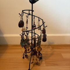 jewellery stand