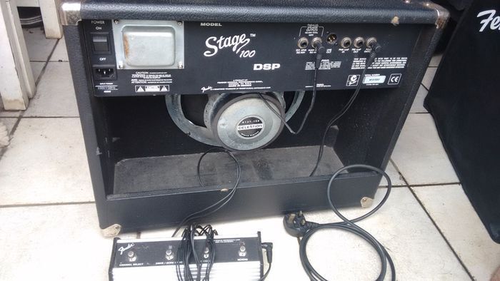 Fender Stage 100 Amplifier - Faulty