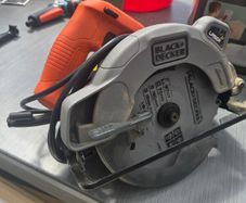 Black and Decker Circular Saw