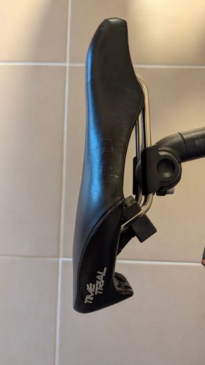 Adamo triathlon saddle