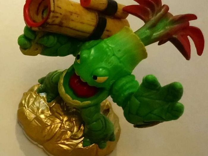 Skylanders Eon's Elite limited edition - ELITE ZOOK - very rare - works with Trap Team & Superchargers & Imaginators