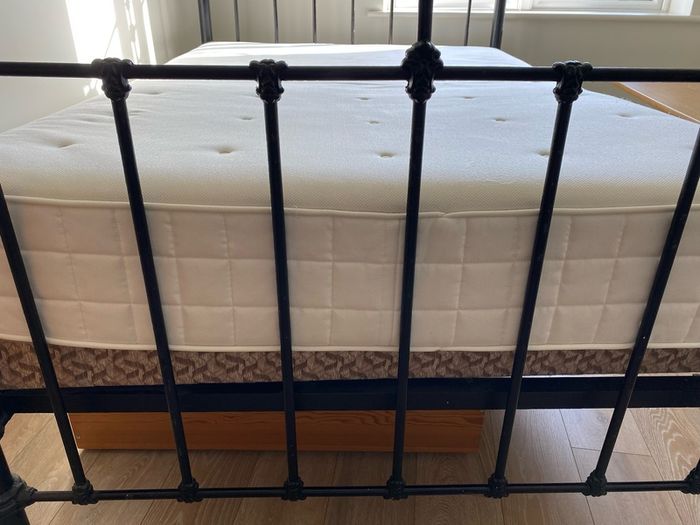 double bed,