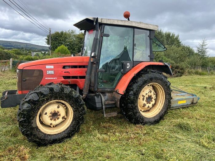 Tractor