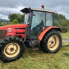 Tractor