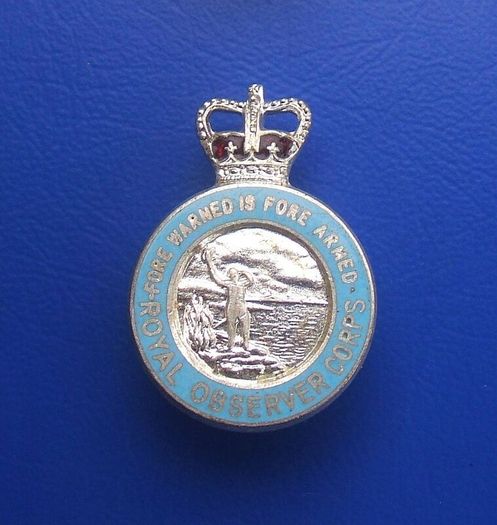 ROYAL OBSERVER CORPS (Cold War era civil defence) - a volunteer's lapel badge (1950s / 1960s)