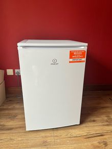 Indesit under counter fridge with freezer drawer