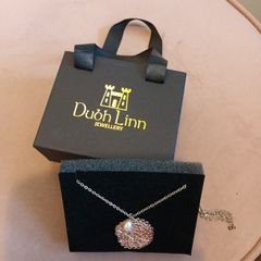 Dubh linn crafted Rose gold necklace