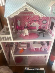 Doll house