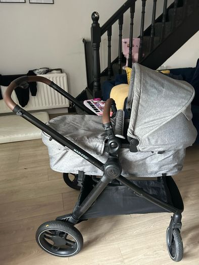 Maxi Cosi Zelia travel system