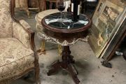 Nice marble topped pod table