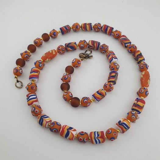 Vintage Venetian Style Skunk Eyes & Feather Desgin Glass Beads Necklace