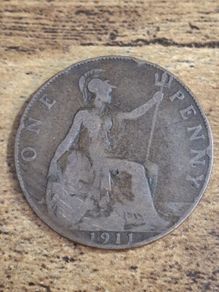 Great Britain UK 1911 One Penny Coin George V - free standard postage