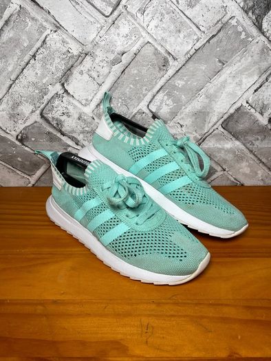 Adidas Flashback Primeknit Ladies Trainers UK6 EU39.5
