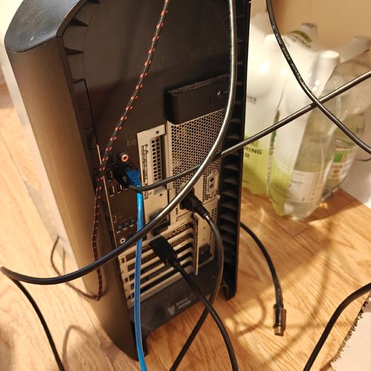 alienware R11 RTX 3070+R9 5900x+16G RAM with 240hz AW monitor