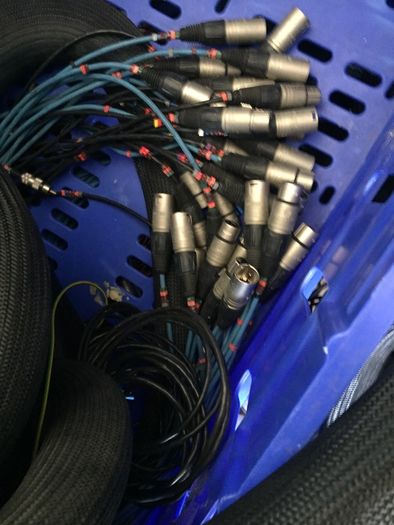patch bay SwichCraft with long cables (1of2)