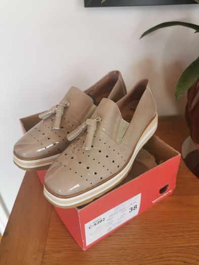 Wonders shoes