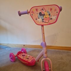 Pink mini mouse scooter