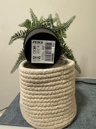 Artificial potted plant + Basket
