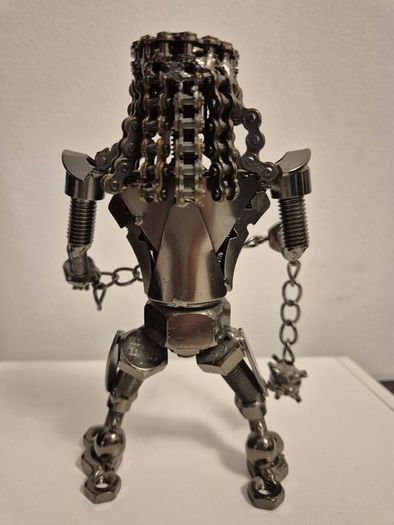 Predator handcradt metal figure