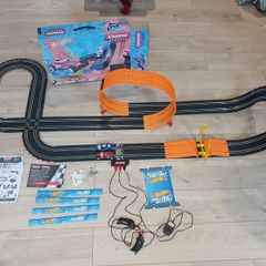 Carrera Go! Hotwheels scalextric set
