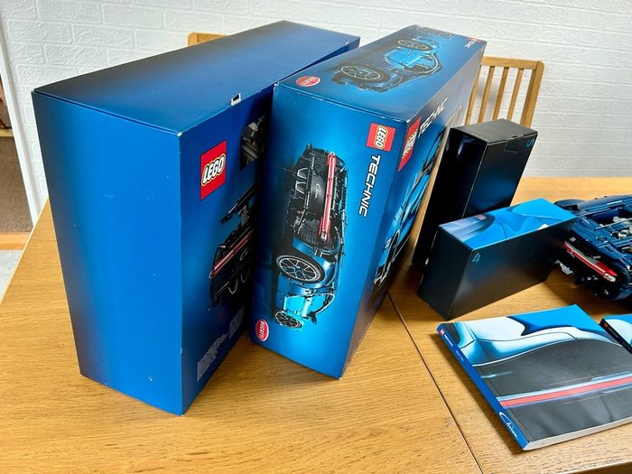 Lego Technic Bugatti Chiron 24083