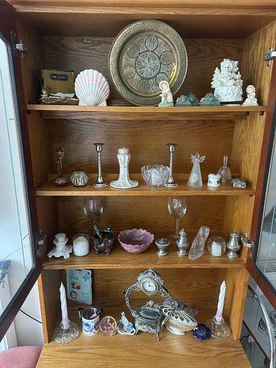 Wooden display cabinet