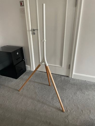 Tripod tv stand