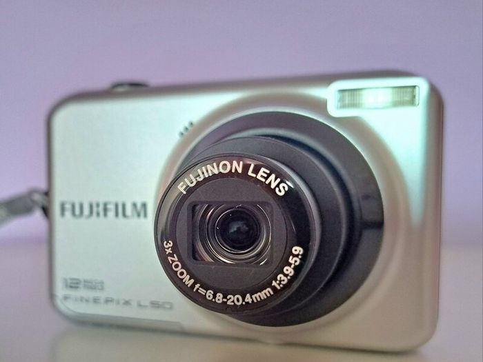 Fujifilm L50
