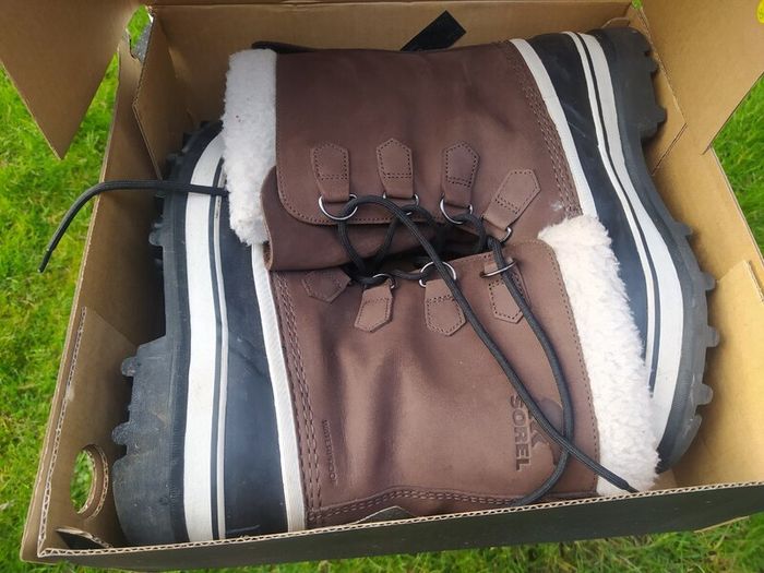 Sorel Caribou Waterproof Boots 8.5  42.5