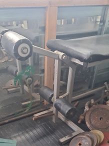 Leg Extension Machine