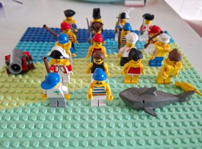Lego Figures from 1990s