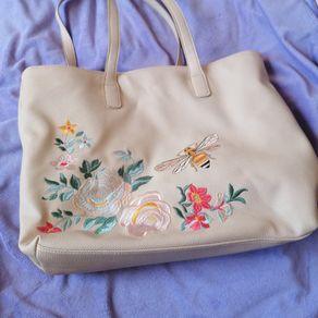 Beige Tote bag