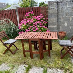 Garden table with chairs (foldable)