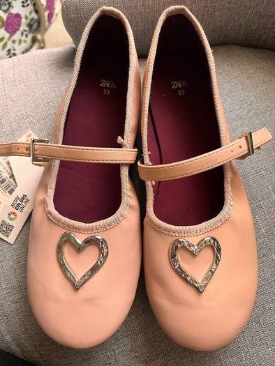 Zara girl shoes UK size 3 (35)