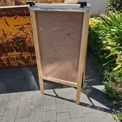 Folding Easel