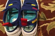 Converse Shoes size EU-33, UK-1