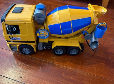 Bruder Man TGA Cement Mixer