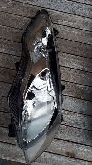 2009 Suzuki Burgmann AN 400 Front Right Headlight - Excellent Condition