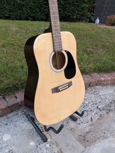 Fender Squire SA150 Acoustic Guitar